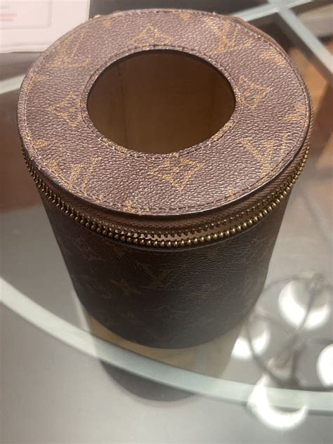 toilette 19 louis vuitton|louis vuitton toilet paper.